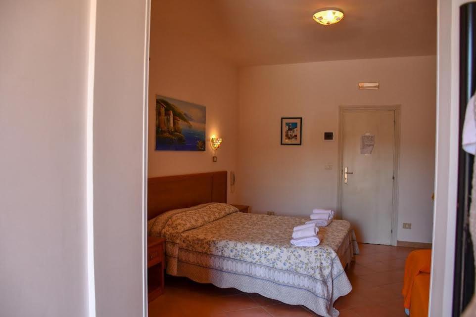Vela Club Hotel & Appartamenti Rodi Garganico Zewnętrze zdjęcie