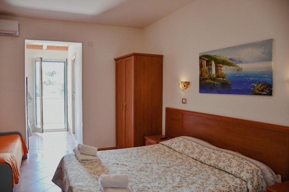 Vela Club Hotel & Appartamenti Rodi Garganico Zewnętrze zdjęcie